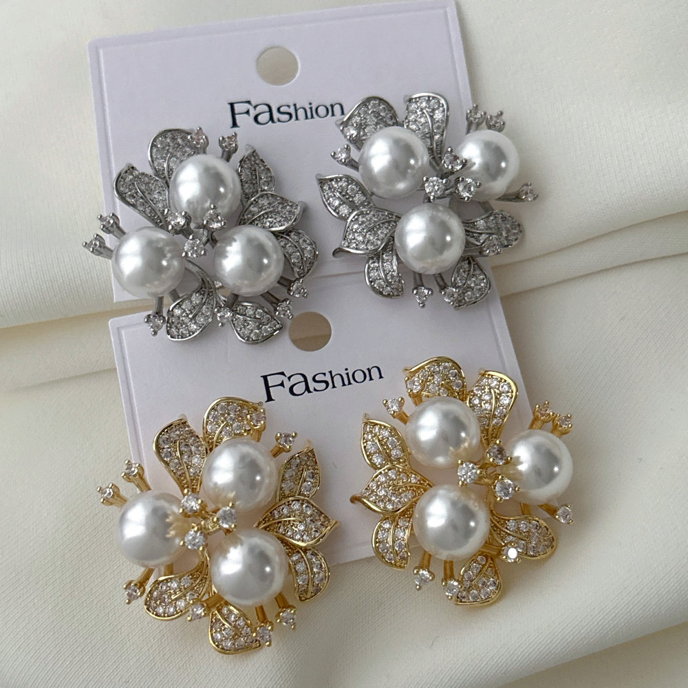 Pearl earrings