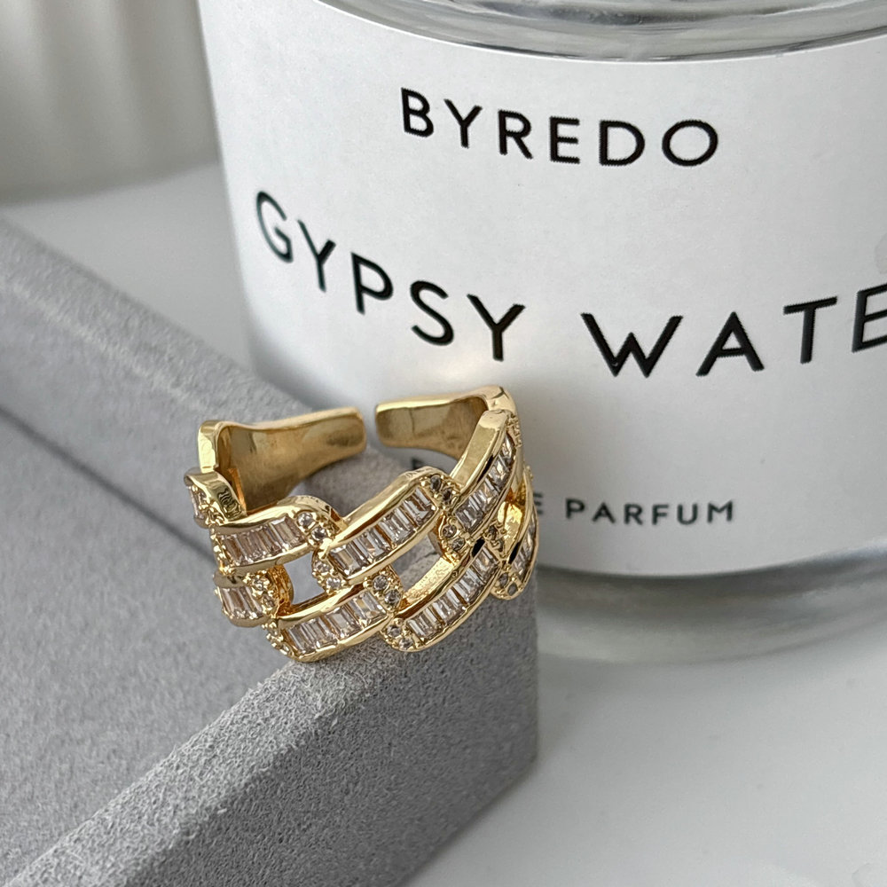 Pave zircon wave ring