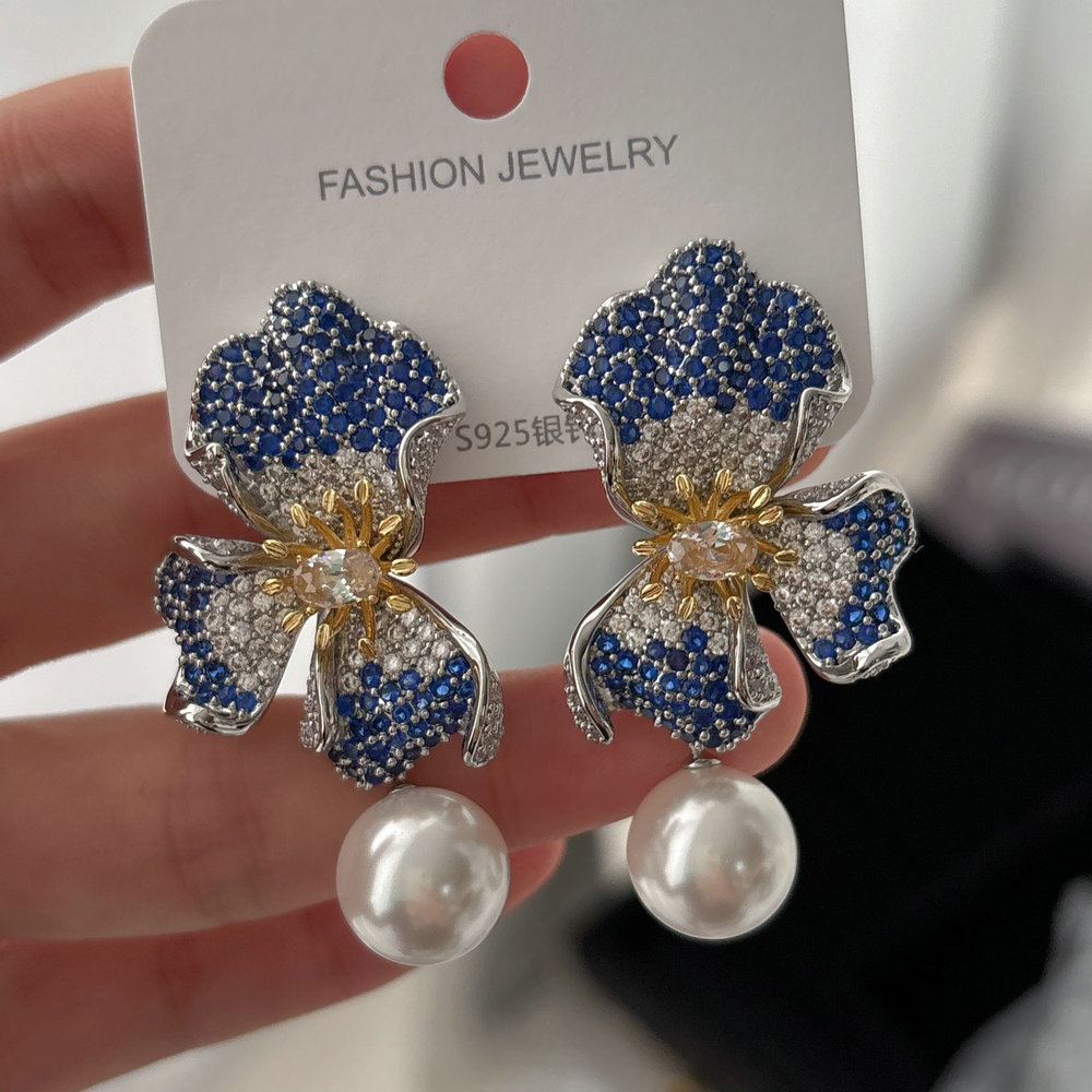 Pave zircon chunky flower earrings