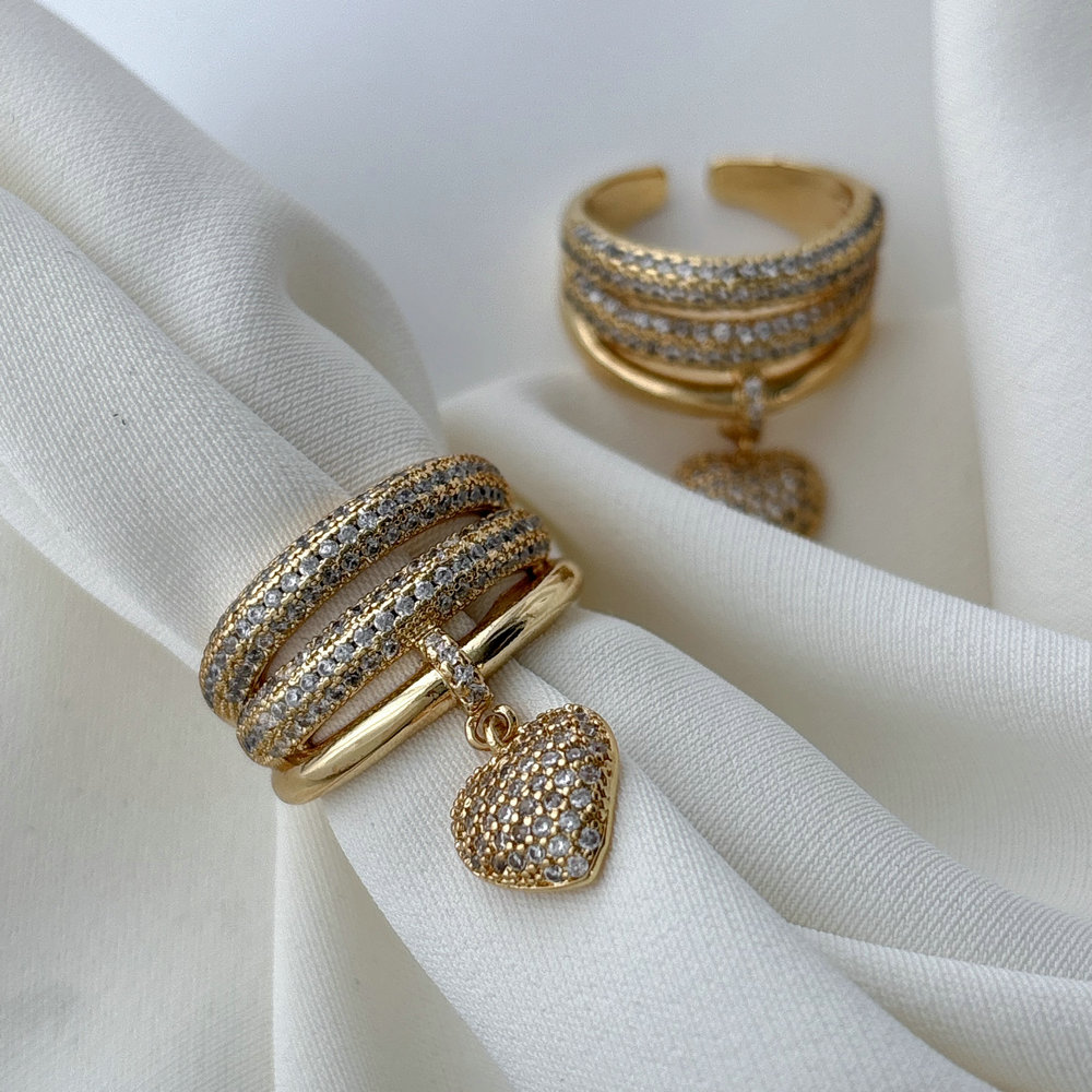 Pave zircon heart ring