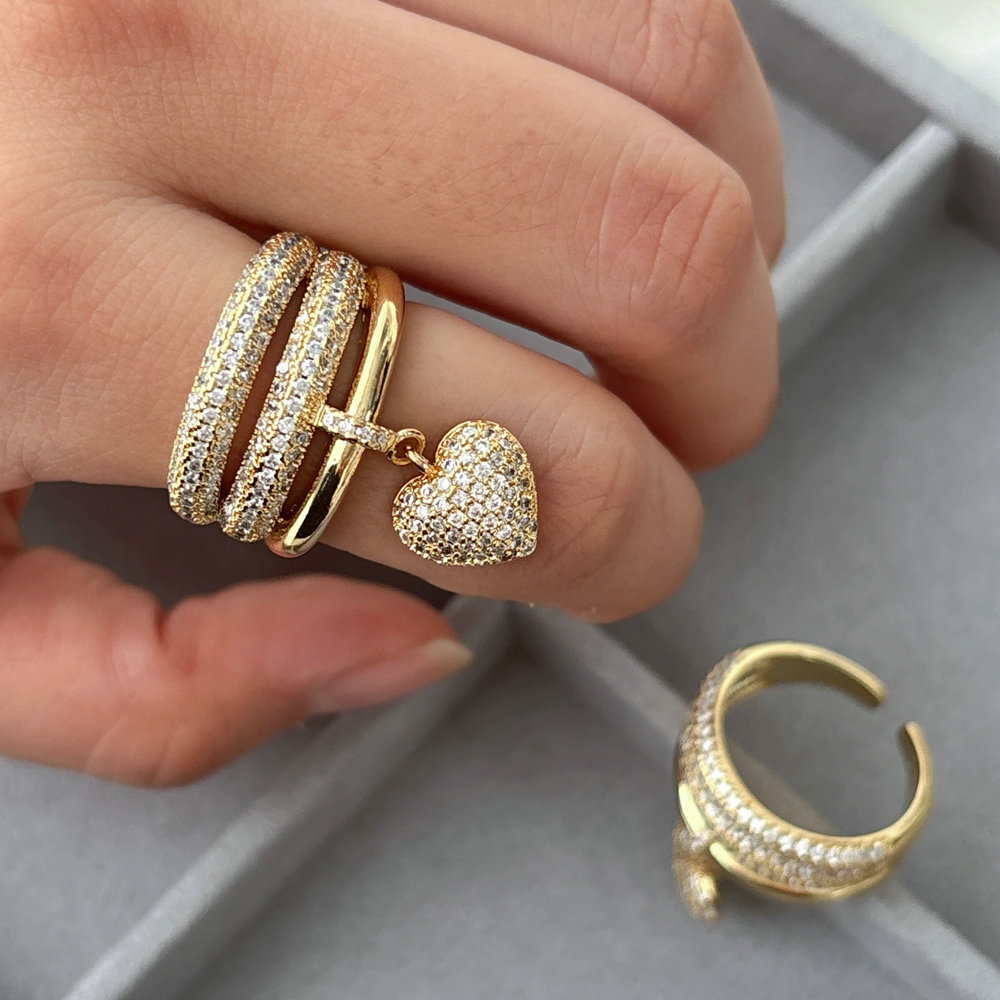 Pave zircon heart ring