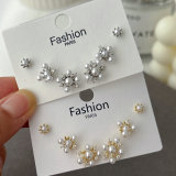 Set pearl earrings