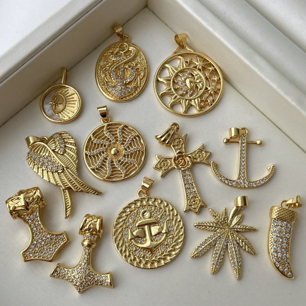 Pave diy charm