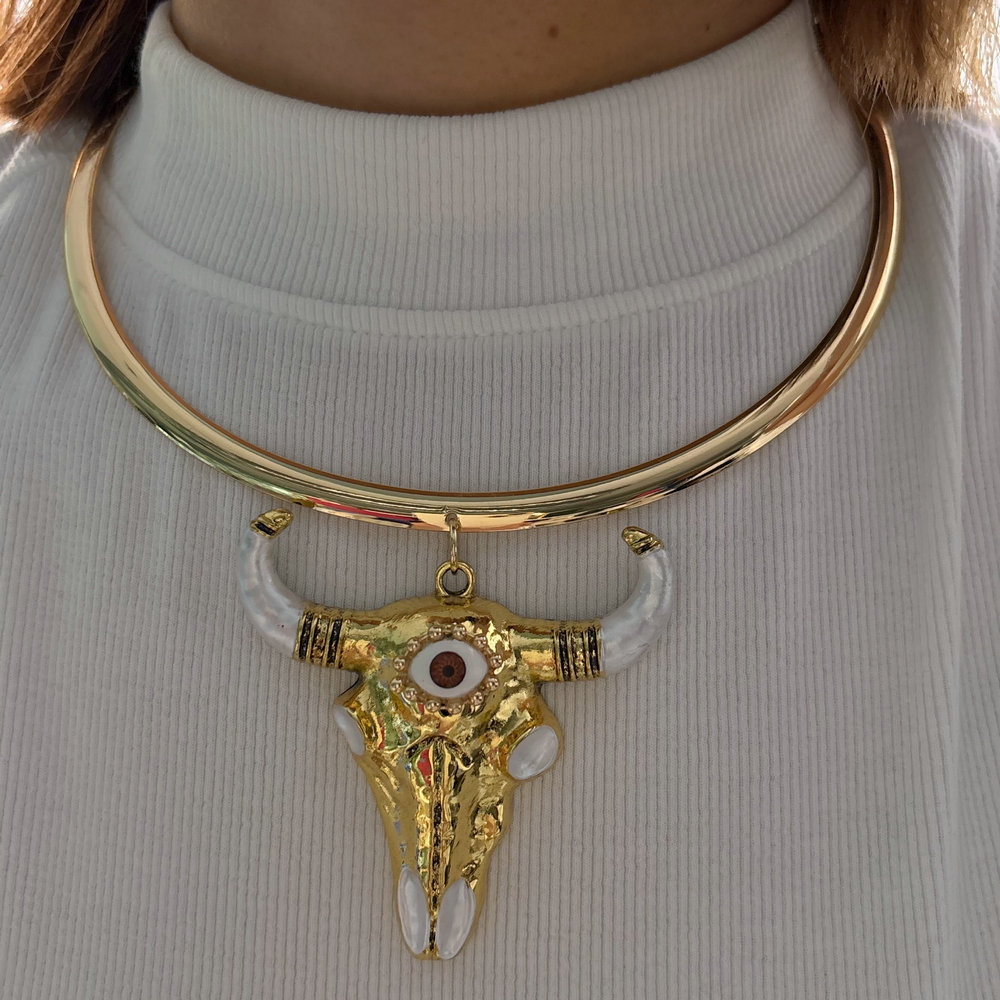 bull pendant necklace