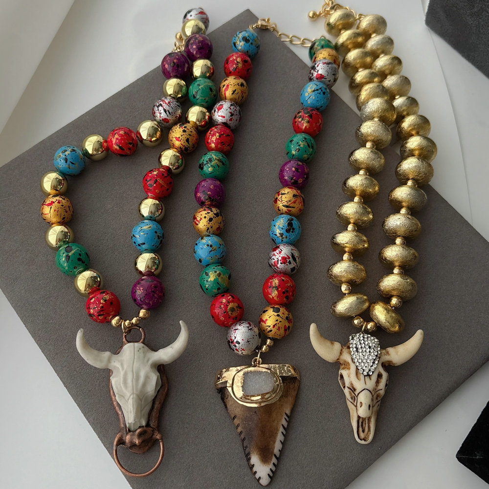 Chunky bull necklace