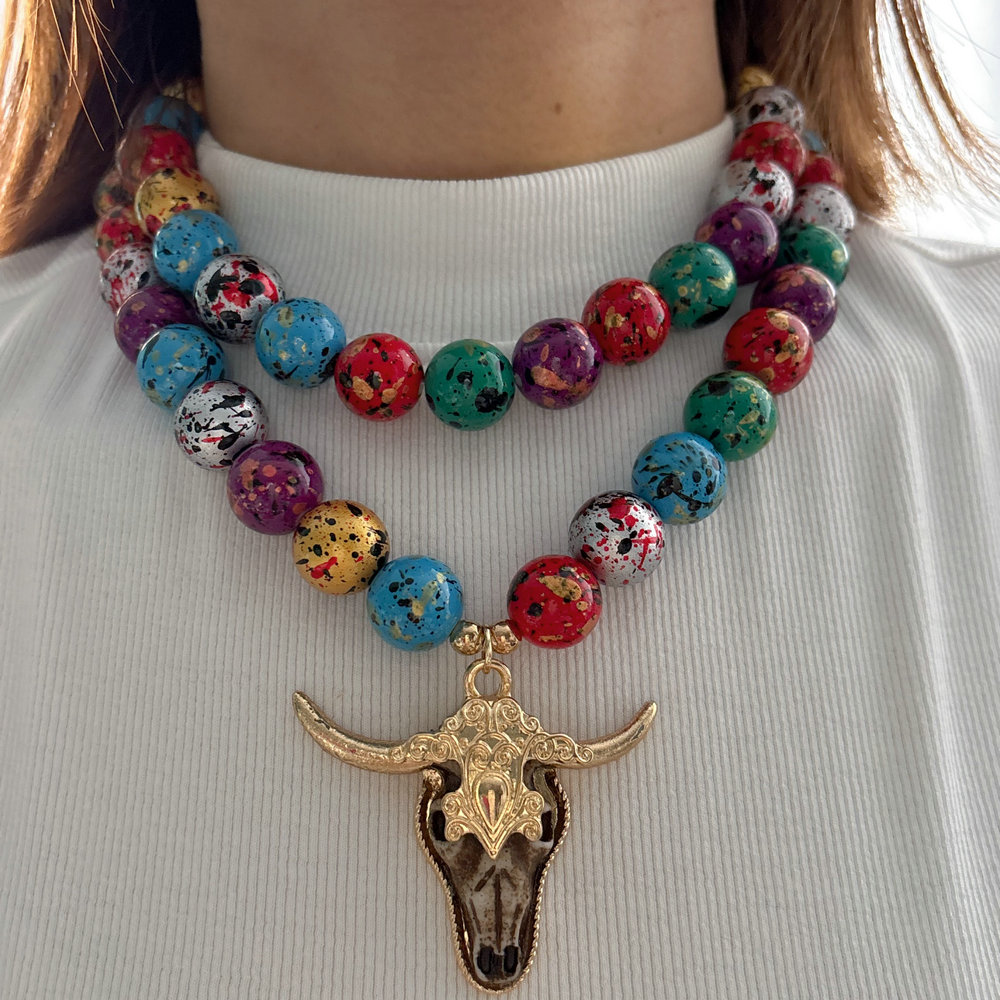 Chunky colorful bead bull necklace