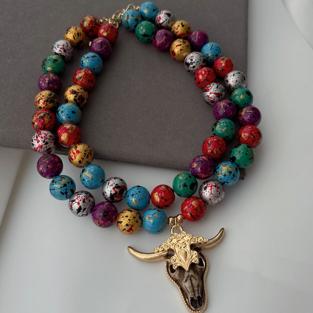 Chunky colorful bead bull necklace