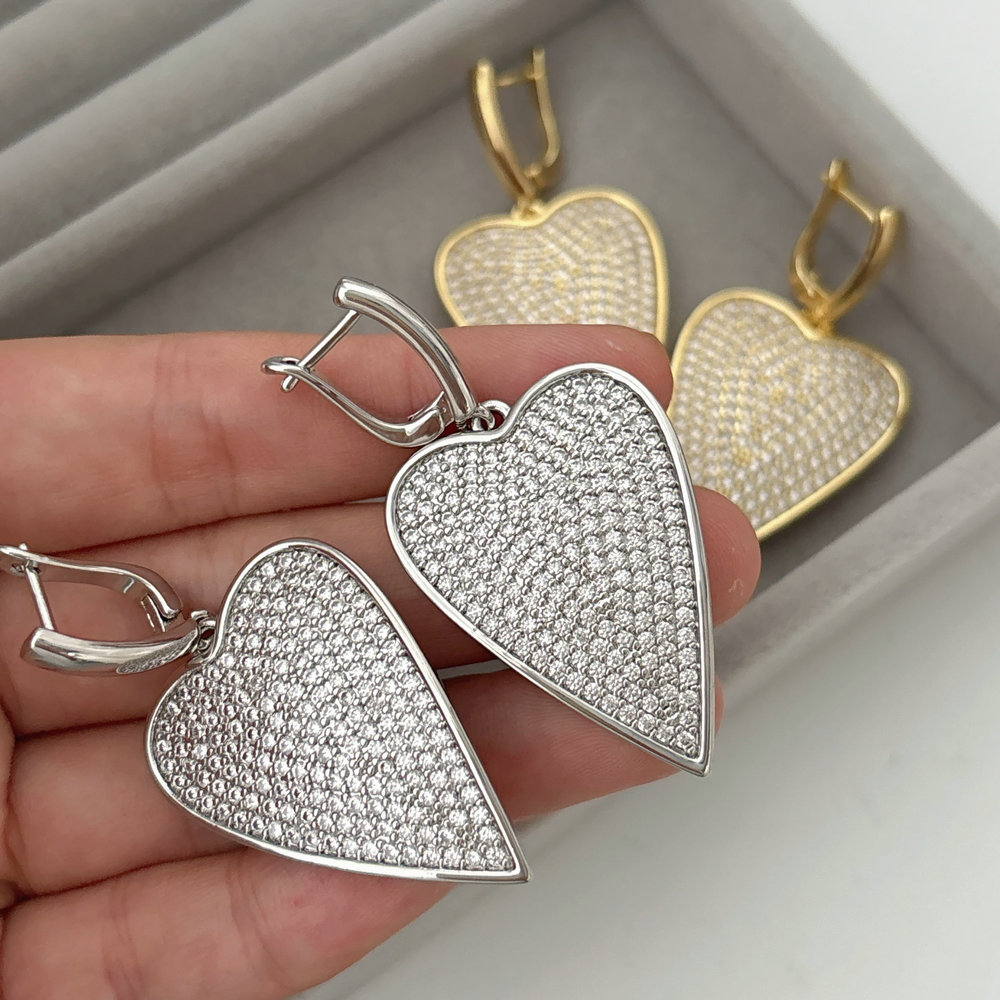 Chunky heart earrings