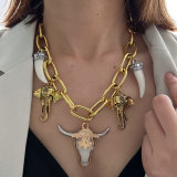Chunky chain bull necklace