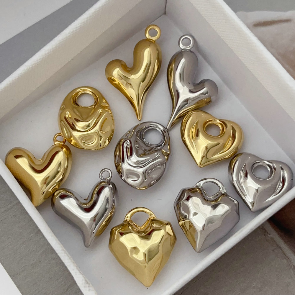 Metal heart charm