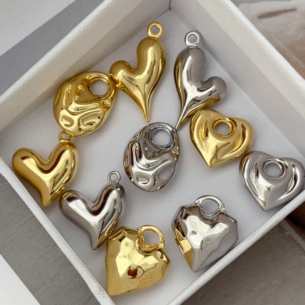 Metal heart charm