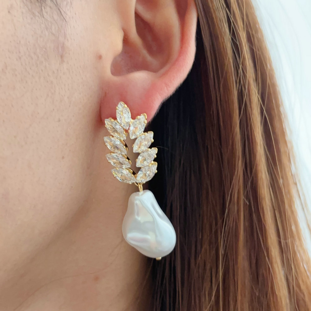 glass pearl leaf earrings
