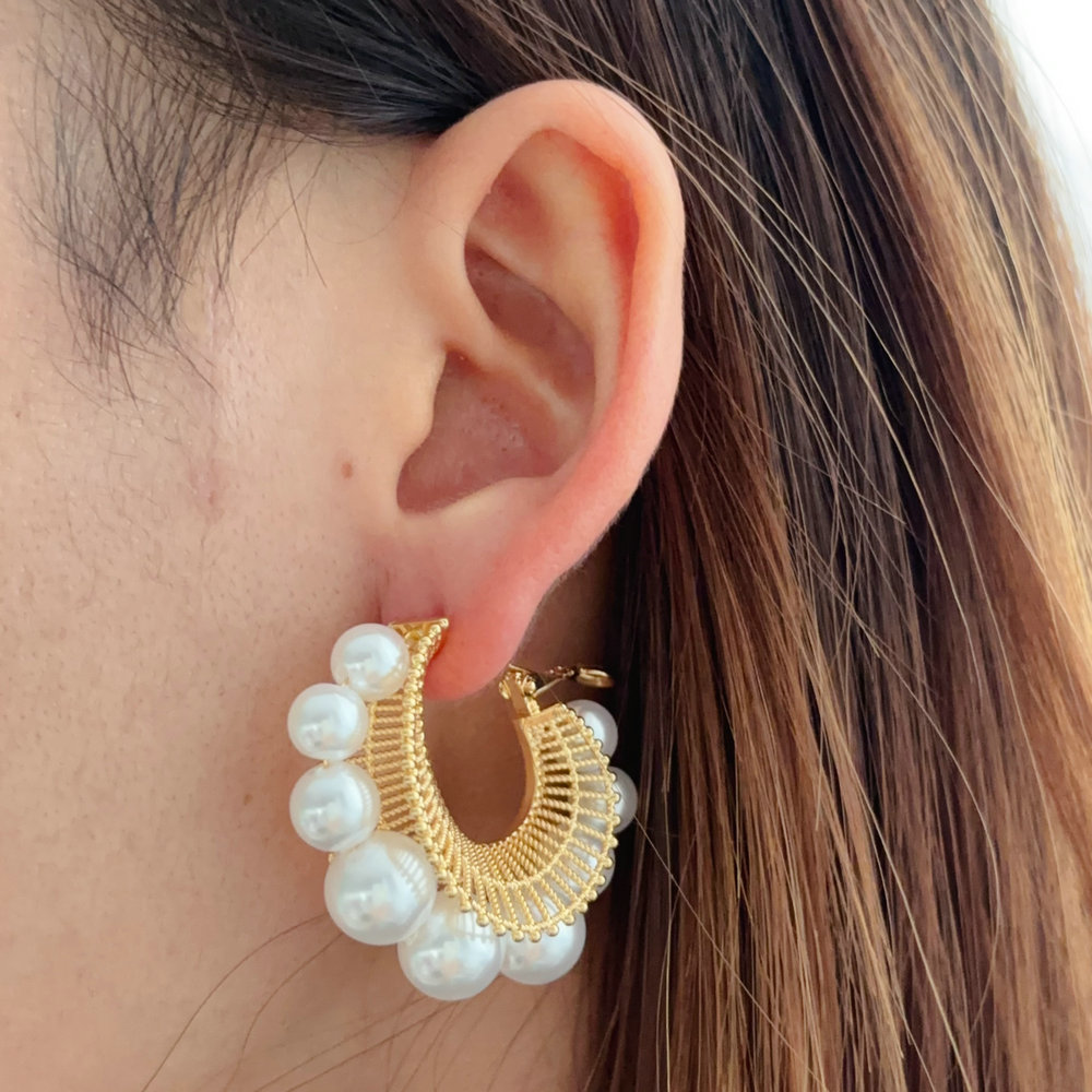 pearl earrings