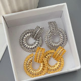 Metal fashion earrings