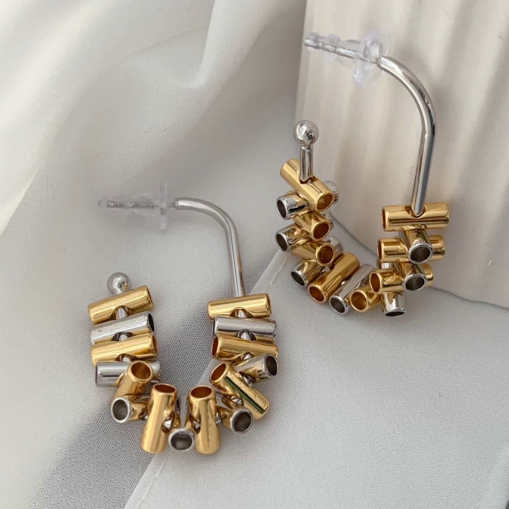 Fashion earrings