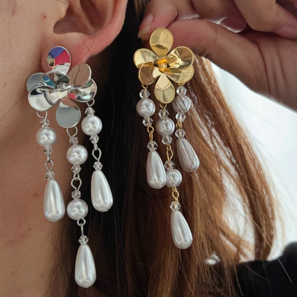 Pearl tassel flower earrings
