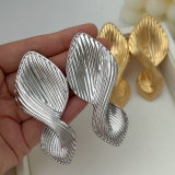 Metal leaf earrings