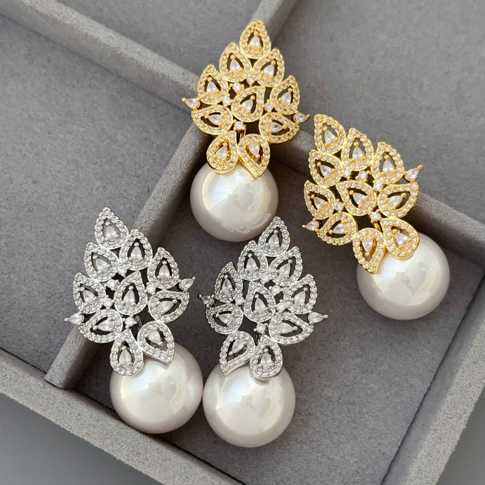 Pave zircon leaf pearl earrings