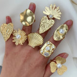 Metal fashion ring