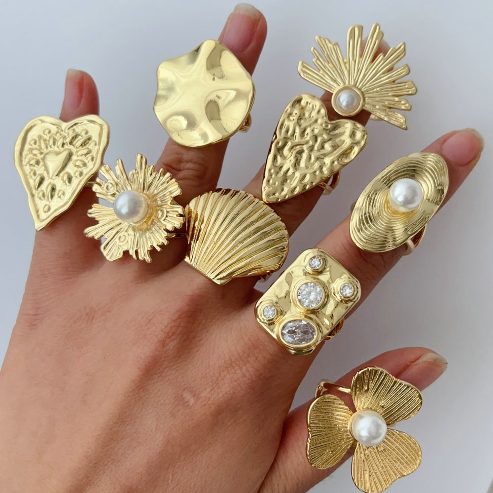 Metal fashion ring