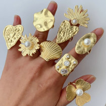 Metal fashion ring