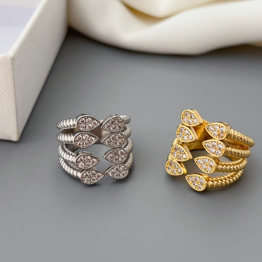 Fashion ring
