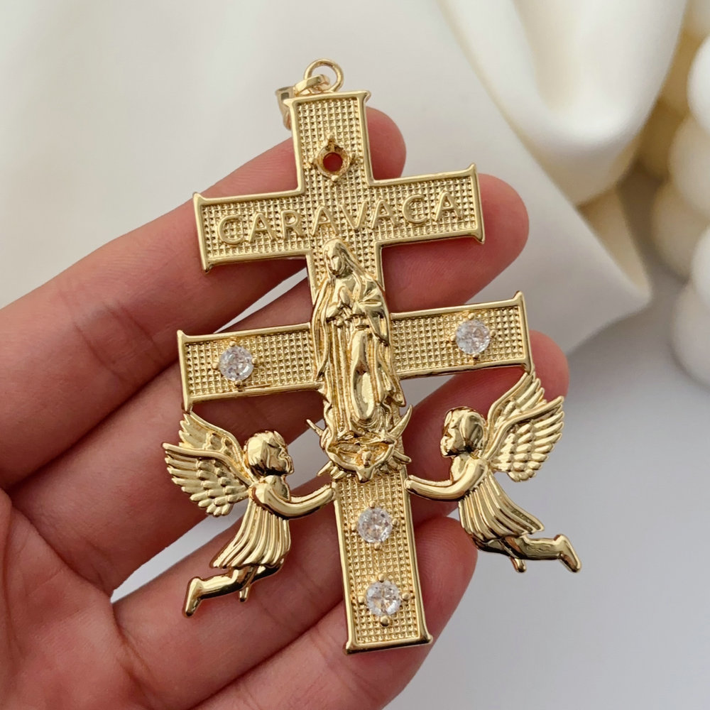 Metal cross pendant