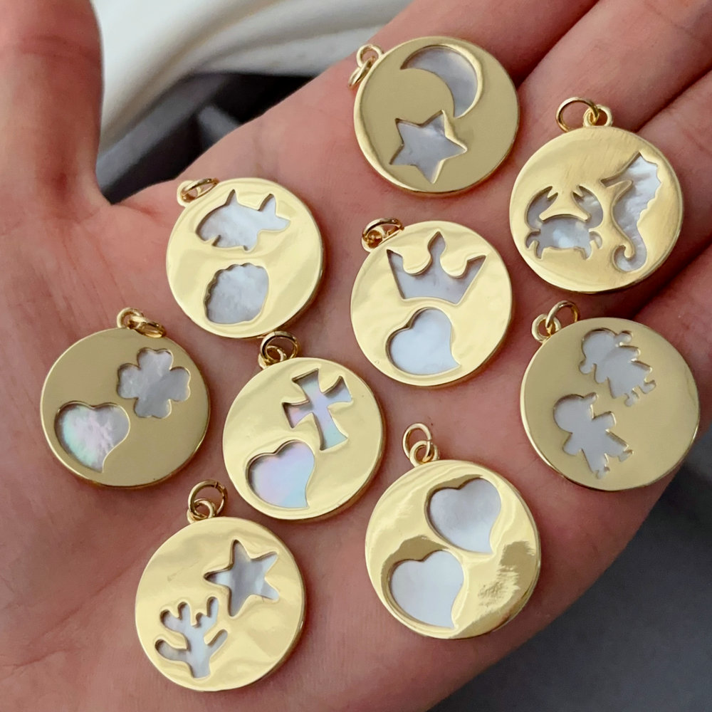 Diy shell round charm