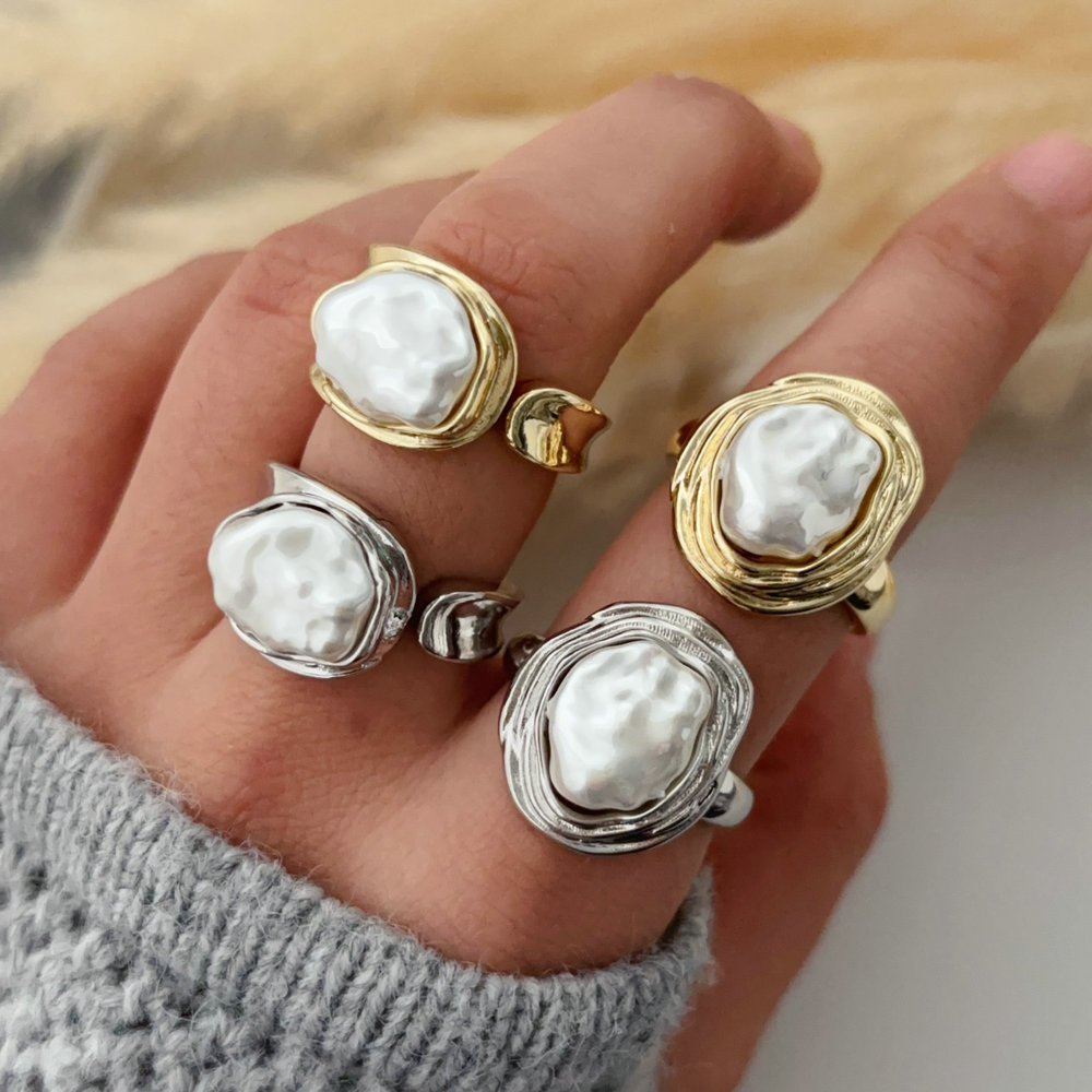 glass pearl ring