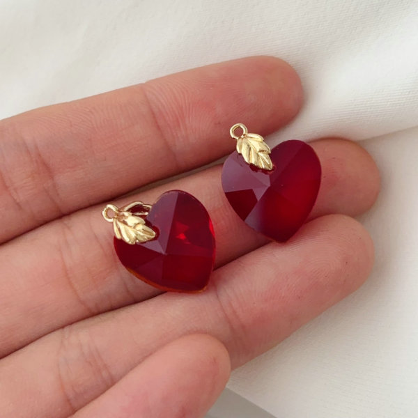 Red heart charm