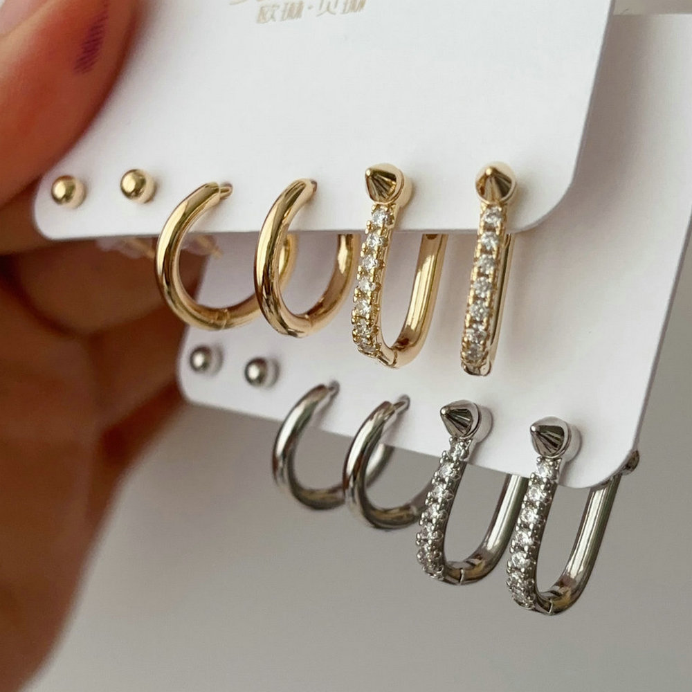 Set fashion earrings