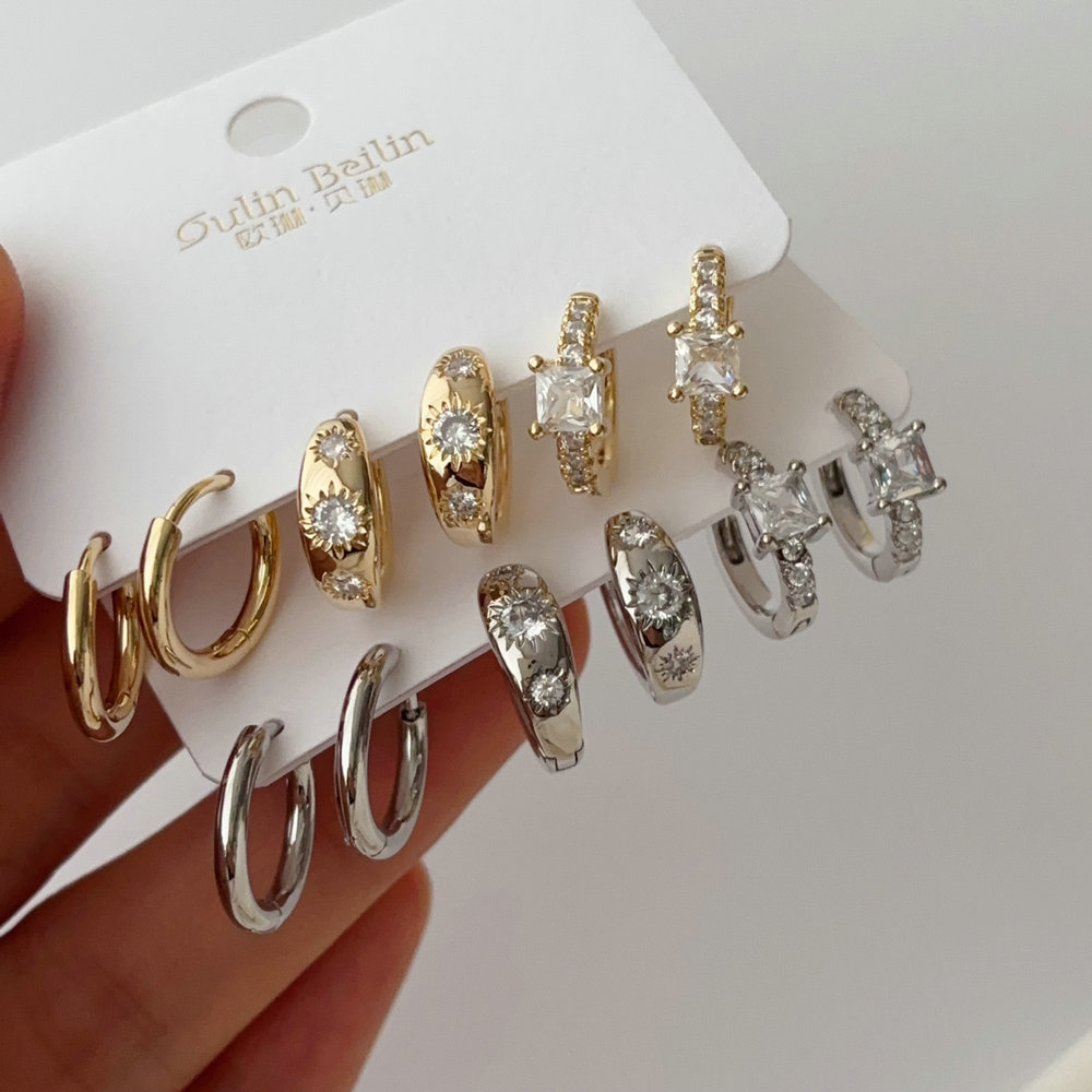 Set fashion earrings