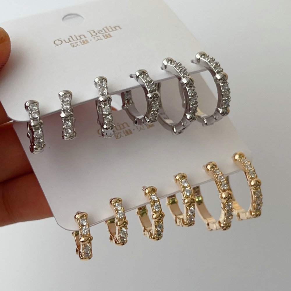 Set fashin earrings