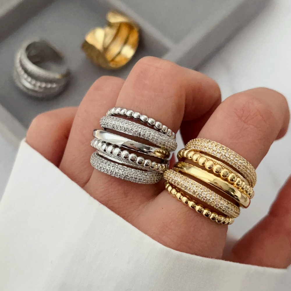 Pave zircon twist ring