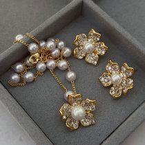 Pave zircon flower set earrings