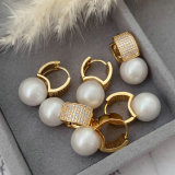 Simple pearl earrings