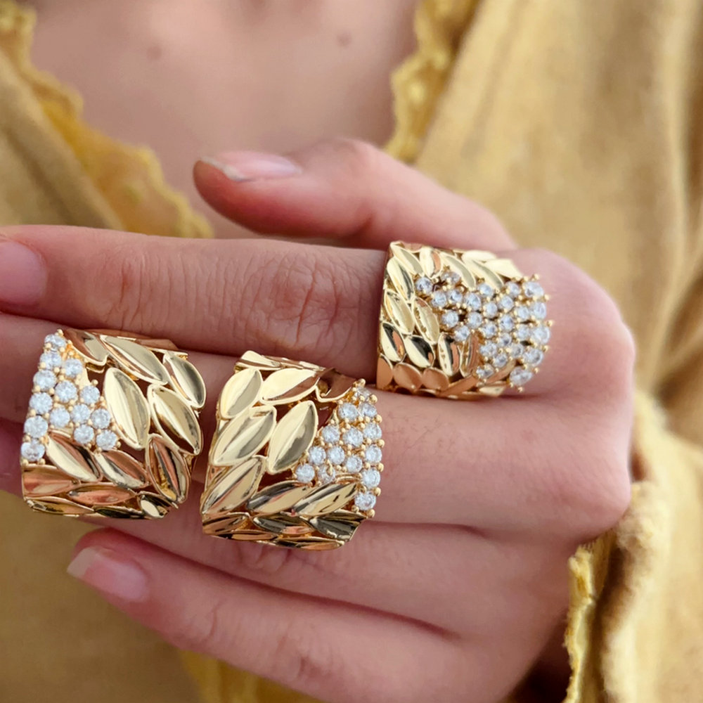 Set leaf earrings and ring