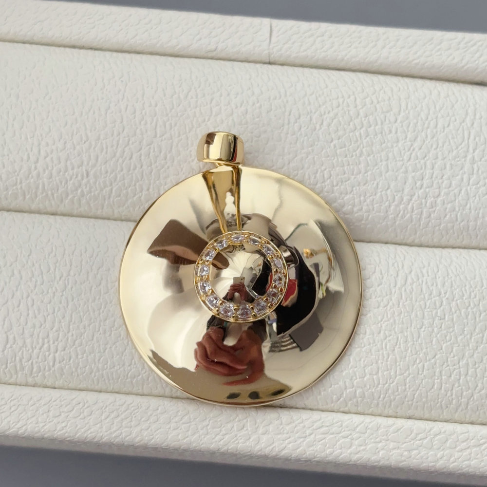 metal hat charm