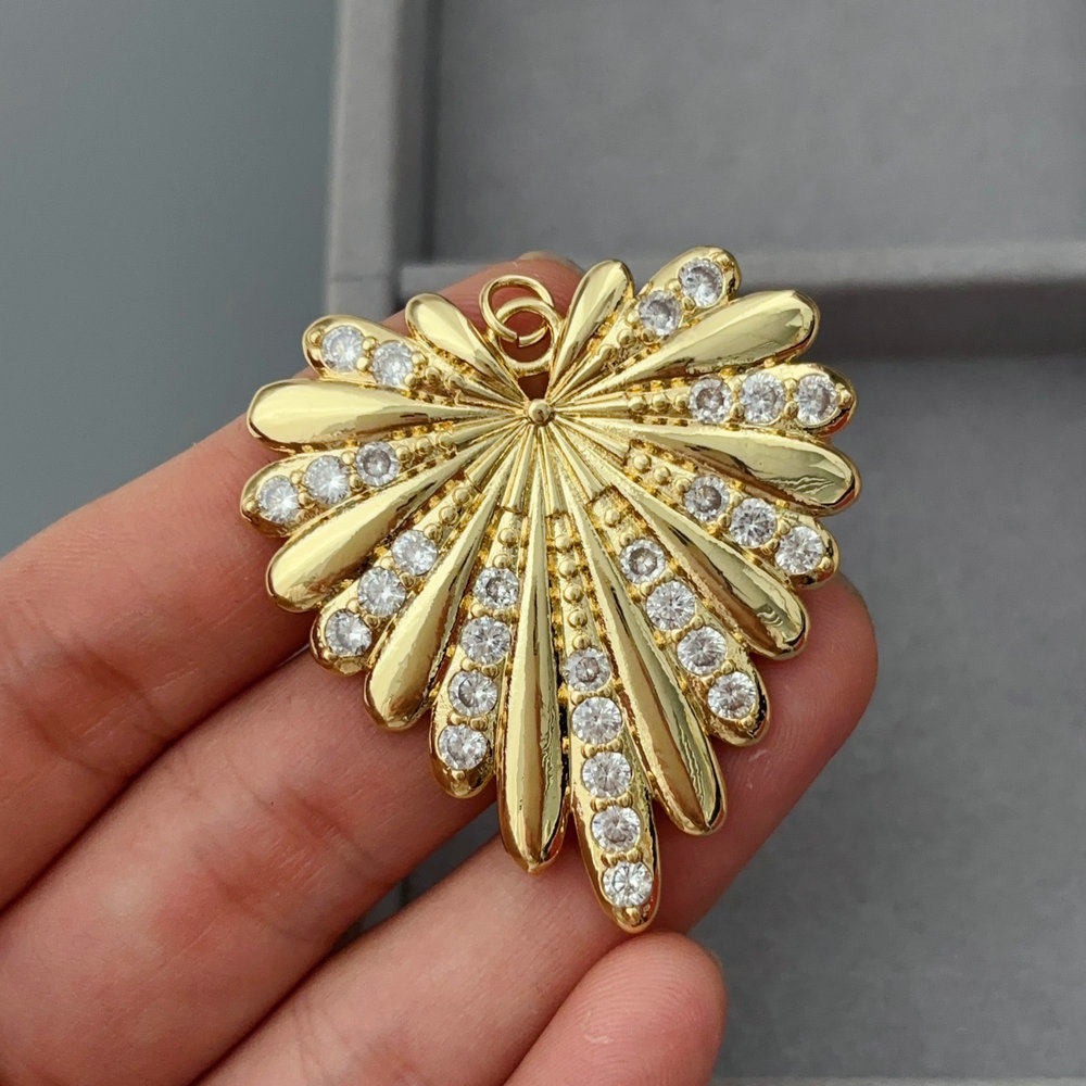 Pave heart pendant