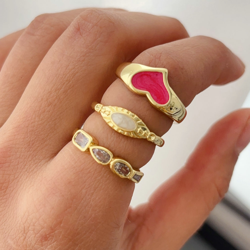 Small heart ring