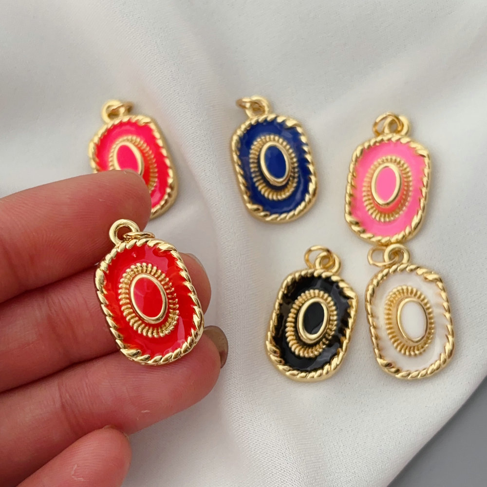 Enamel cap charm