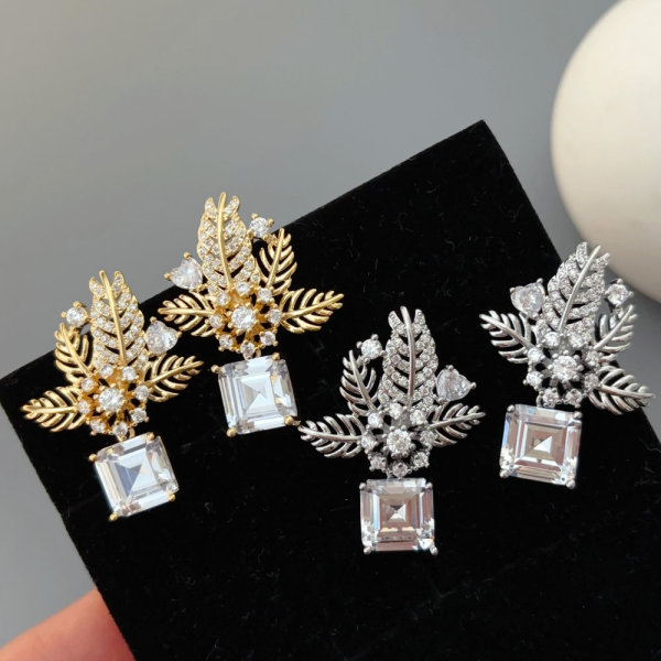 Pave zircon leaf earrings