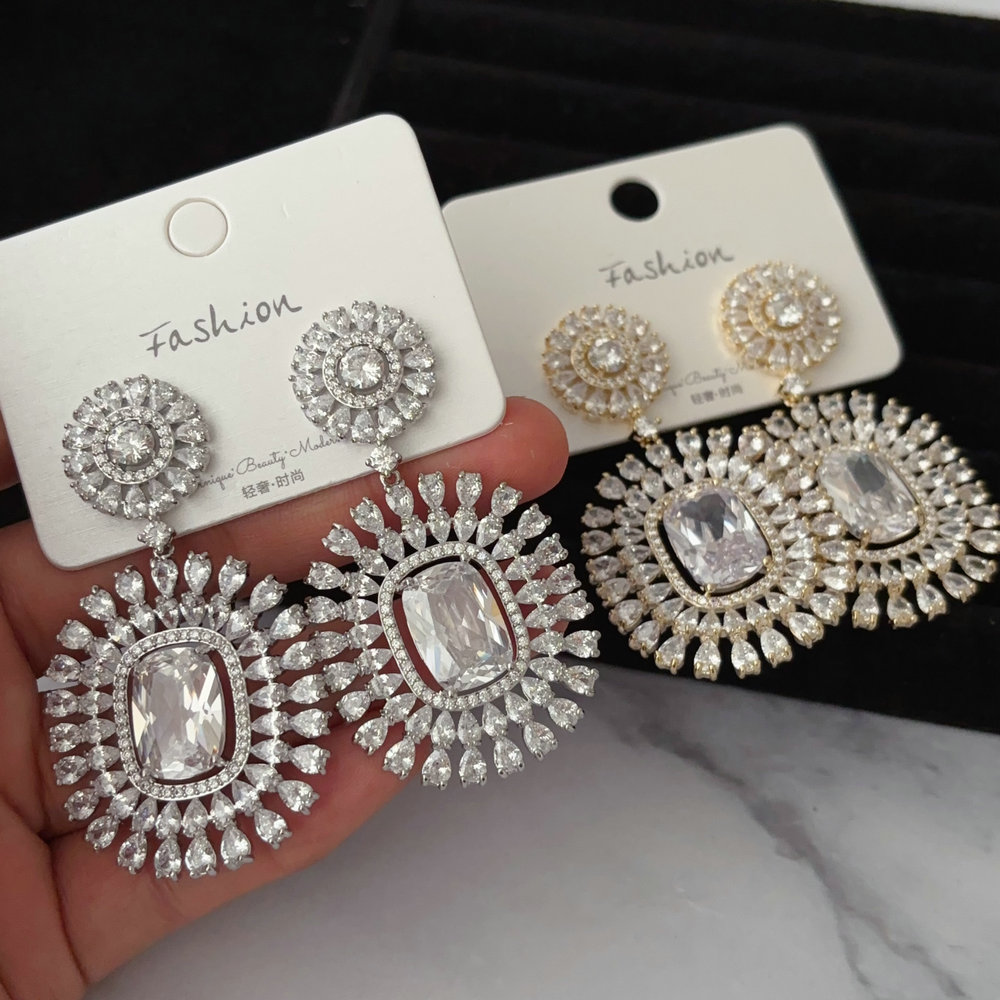 Pave zircon chunky square earrings