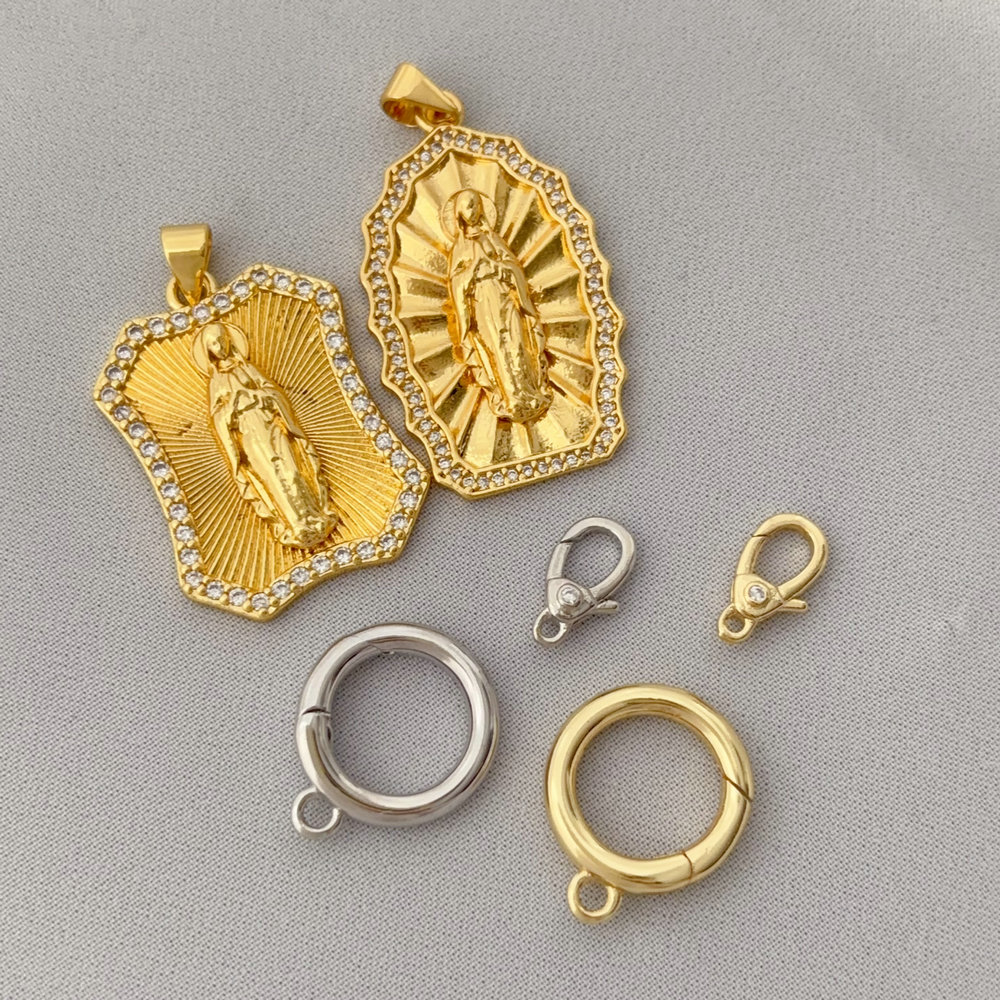 Small clasp