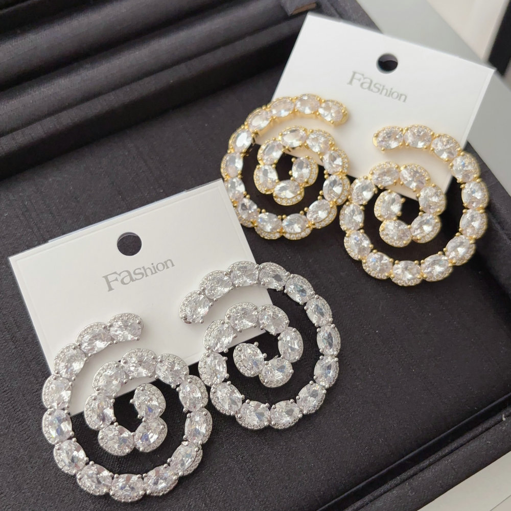 Pave zircon chunky snail earrings