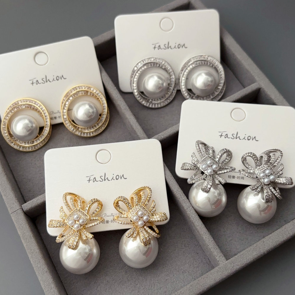 Pearl earrings