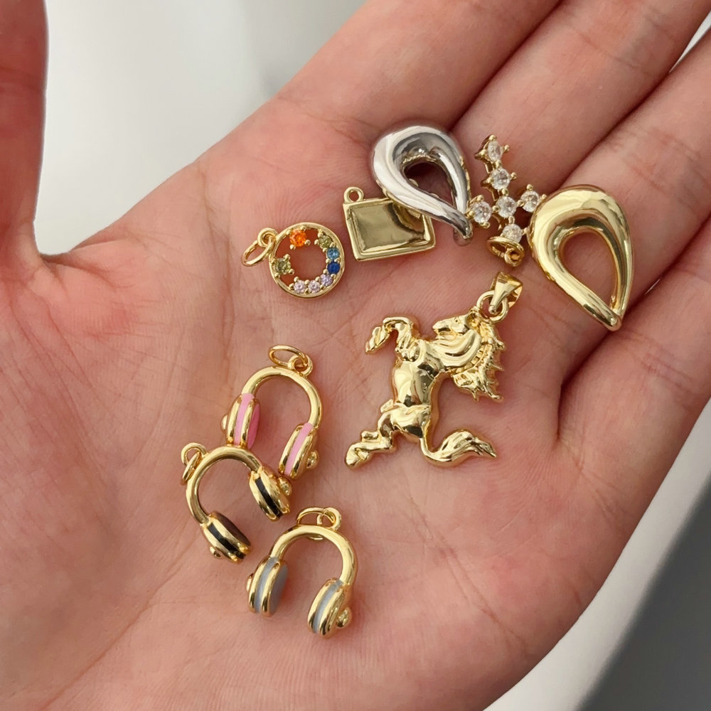 earphone charm