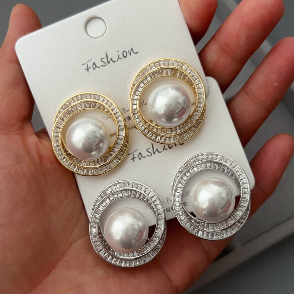 Pearl earrings