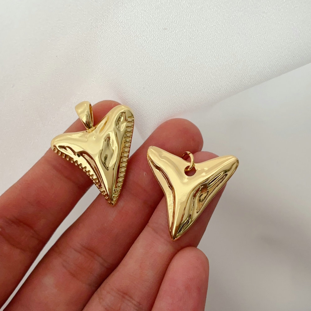 Teeth charm