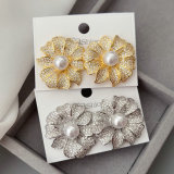 Pave zirconn flower earrings